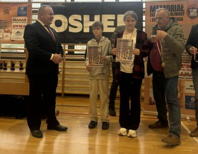 d442a267-8831-44b5-9d9d-956dd376b220.jfif