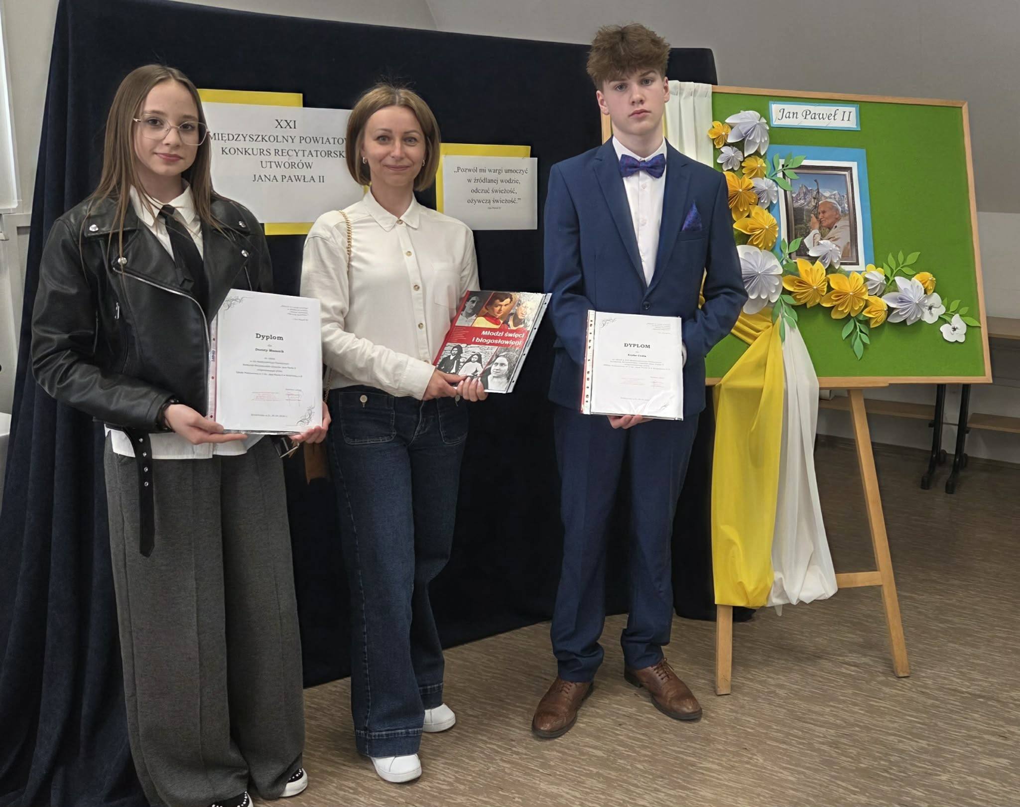 XXI Międzyszkolny Powiatowy Konkurs Recytatorski Utworów Jana Pawła II